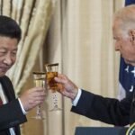 Presiden China, Xie Jinping saat berjumpa Presiden AS ke-46,Joe Biden beberapa waktu lalu. Politik internal di Tiongkok memanas setelah Xi Jinping menangkap sahabatnya sendiri, Jenderal Zhang Youxia dengan tuduhan berkhianat dan korupsi, Cek selengkapnya di sini, Minggu (1/20/2026)