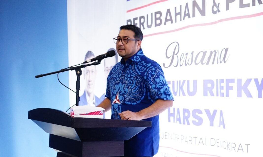 teuku riefky harsya sekjen demokrat