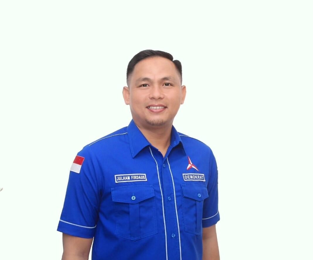 Ketua DPC Demokrat Tangsel, Julham Firdaus, meminta Politisi PDIP Tangsel jangan melupakan sejarah