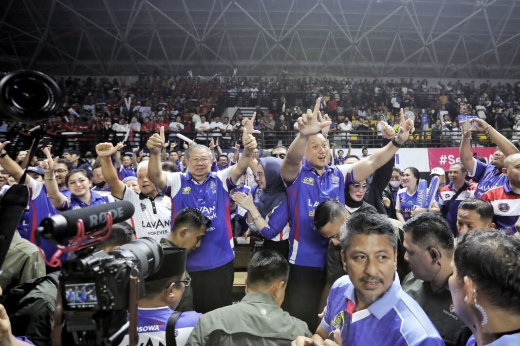 AHY dan SBY saat lavani juara