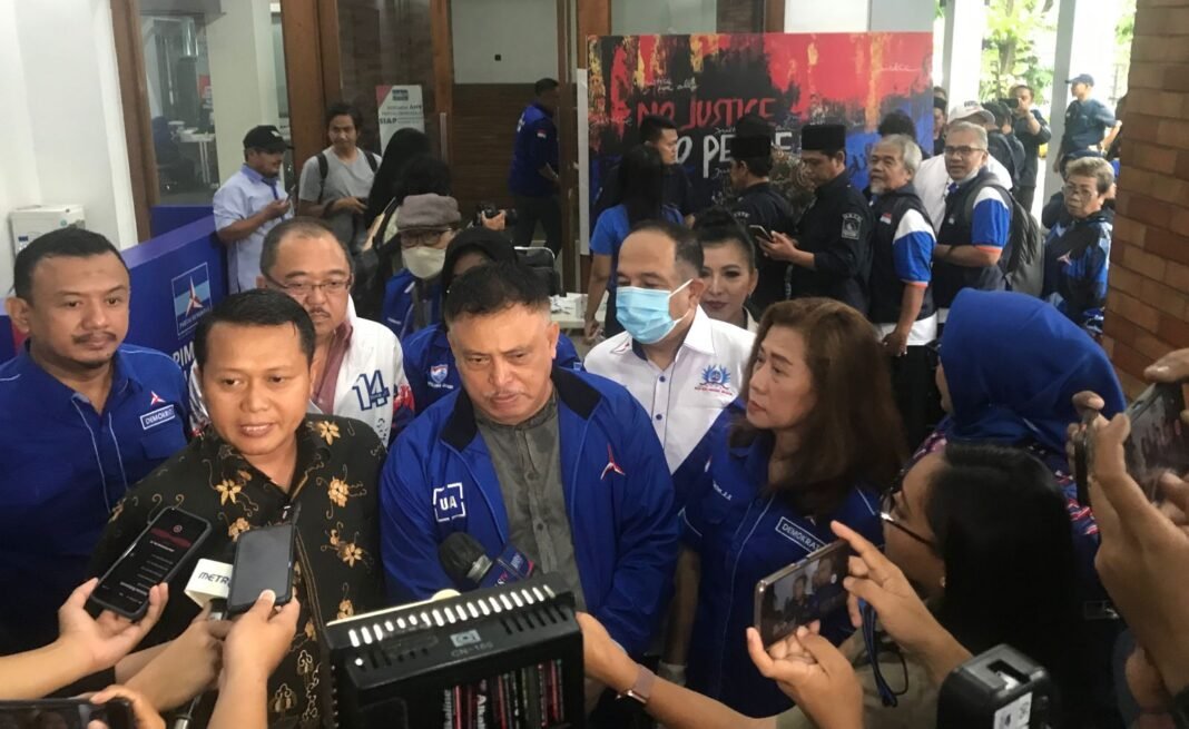 cap jempol darah partai demokrat