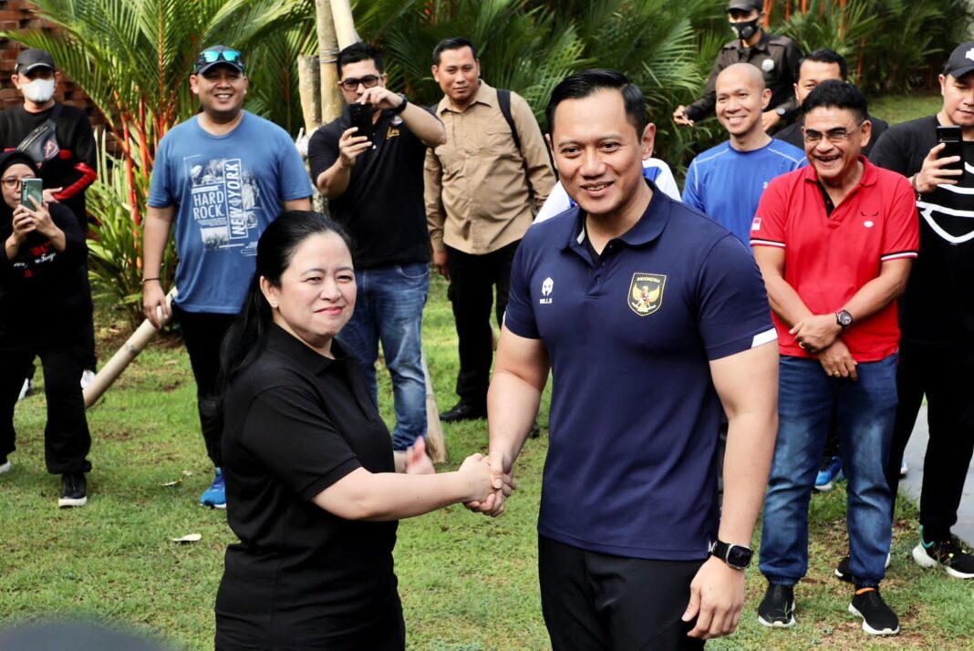 faizal assegaf tanggapi pertemuan AHY dan Puan