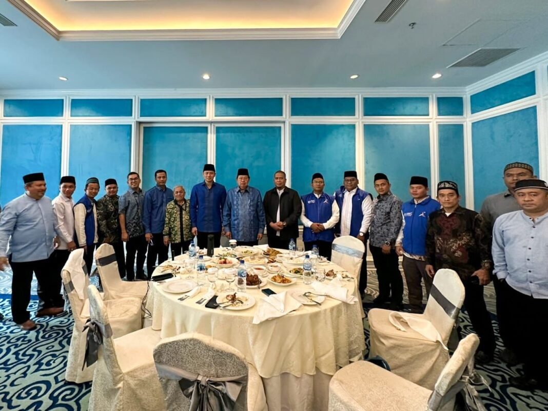 SBY dan AHY sarapan bersama alim ulama