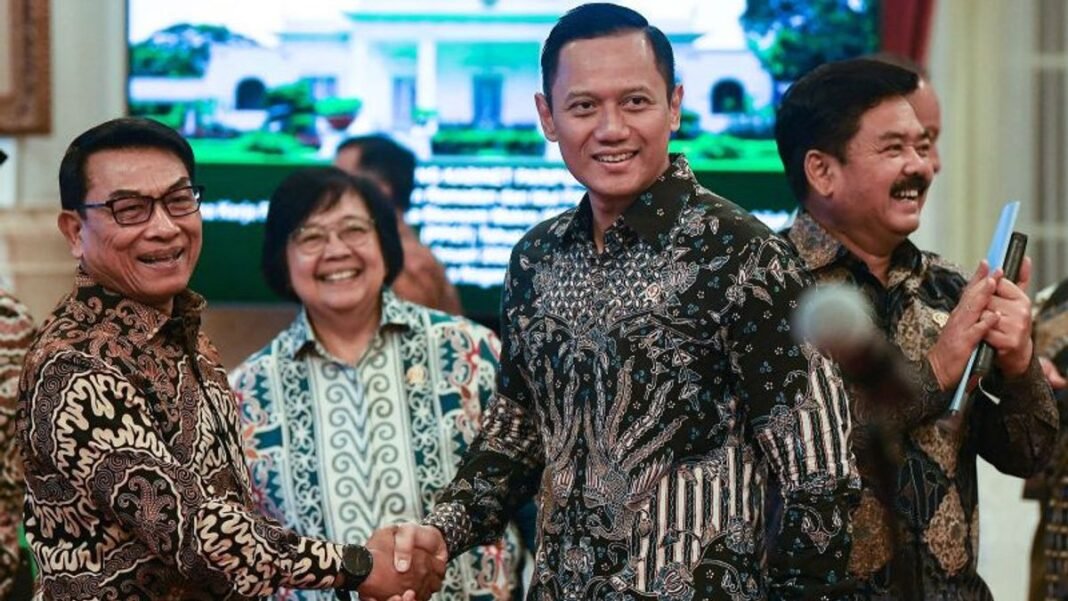 Demokrat sebut salaman AHY dan Moeldoko hanya formalitas tanpa makna