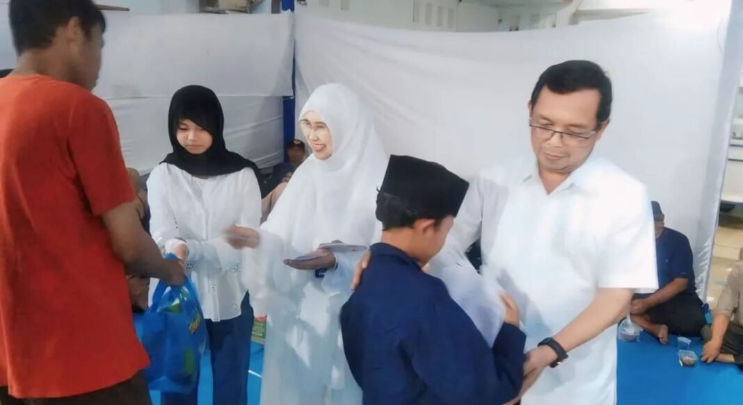 herman khaeron santuni anak yatim