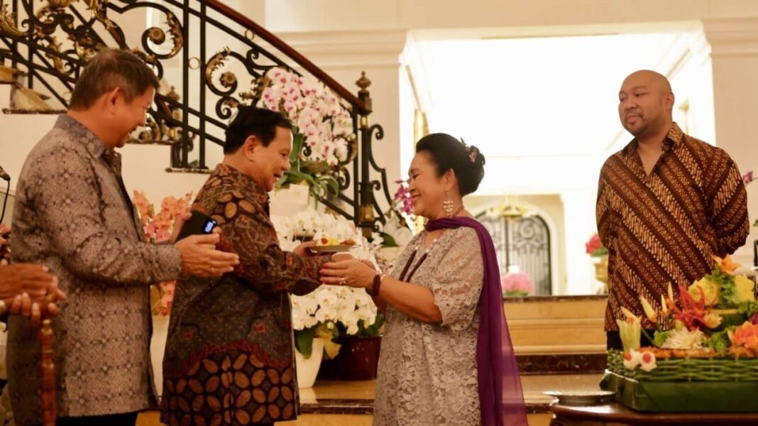 prabowo hadiri ultah titiek soeharto