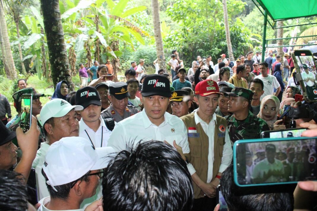 AHY tinjau relokasi gunung ruang