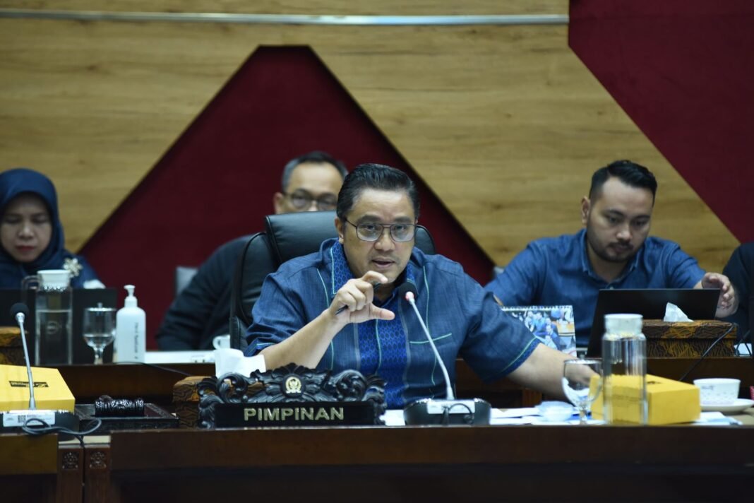 dede yusuf biru dede yusuf panja biaya pendidikan