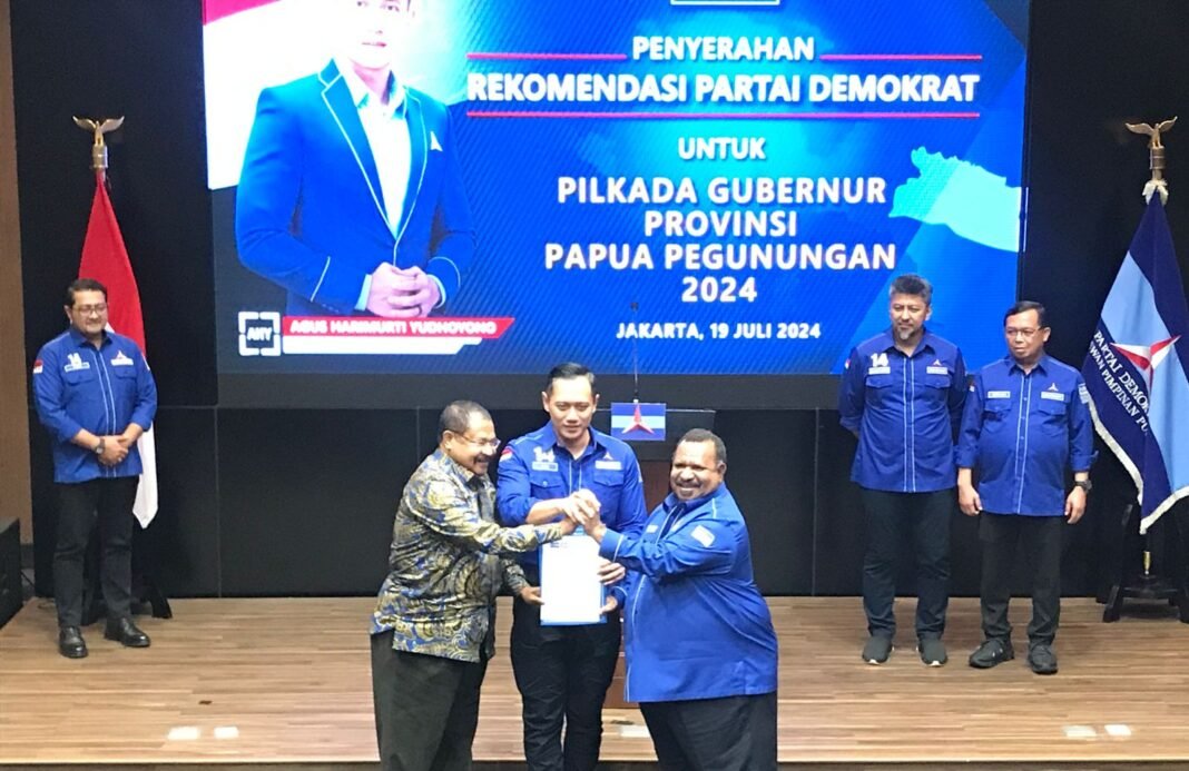 John Tabo dan Ones Pahabol