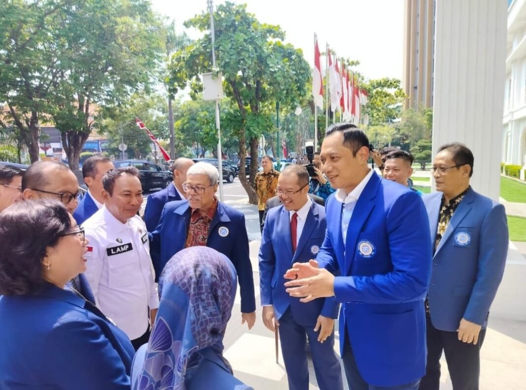 AHY ujian doktoral di Unair