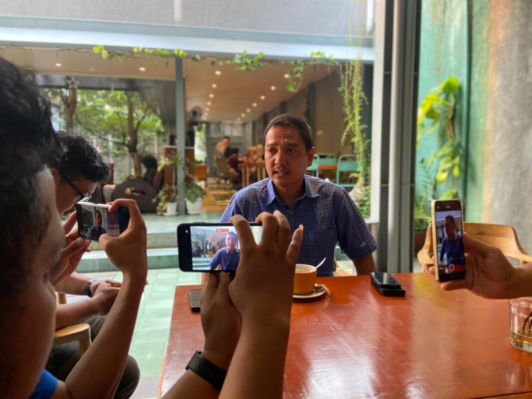 yoyok semarang yoyok sukawi bersama wartawan