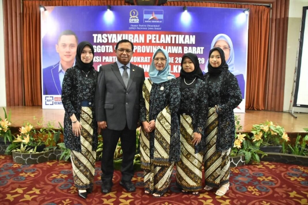 Hj Ratnawati dilantik dprd jabar