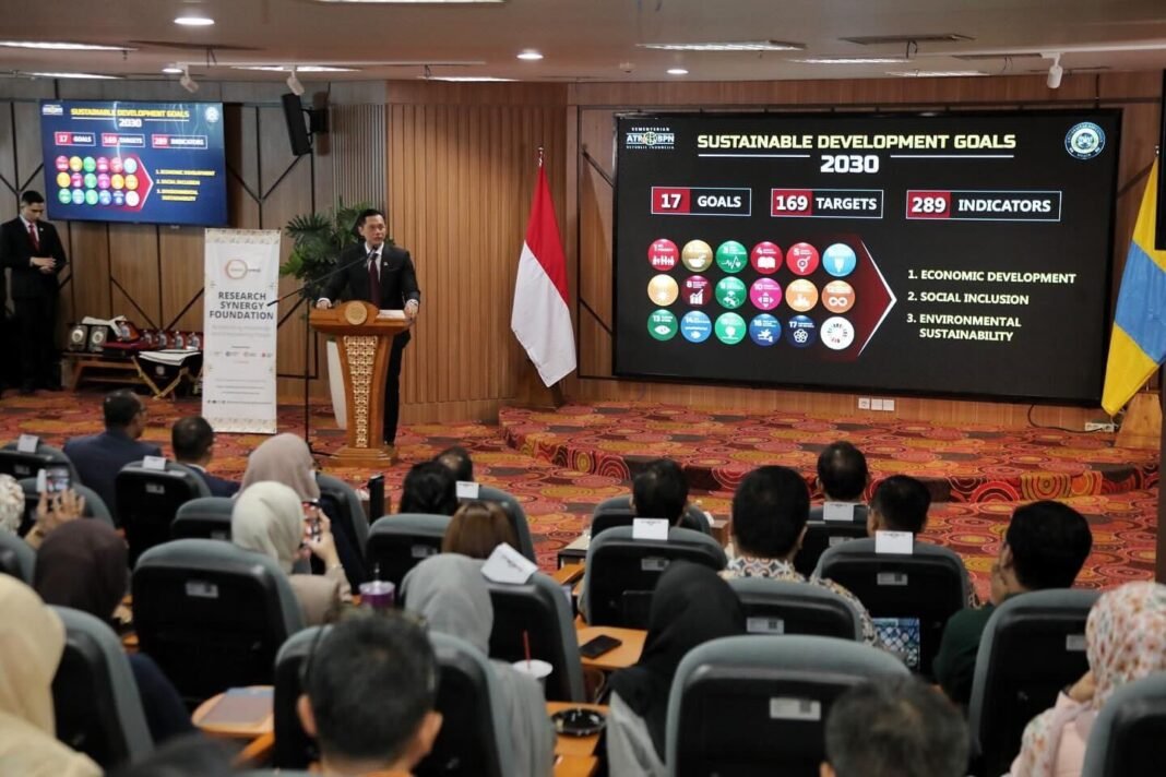 AHY di seminar unair