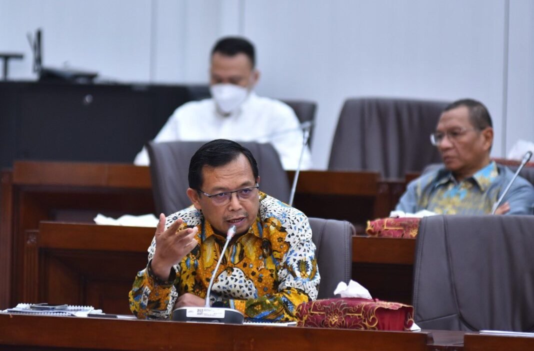 herman khaeron kuning DPR setujui revisi UU DKJ