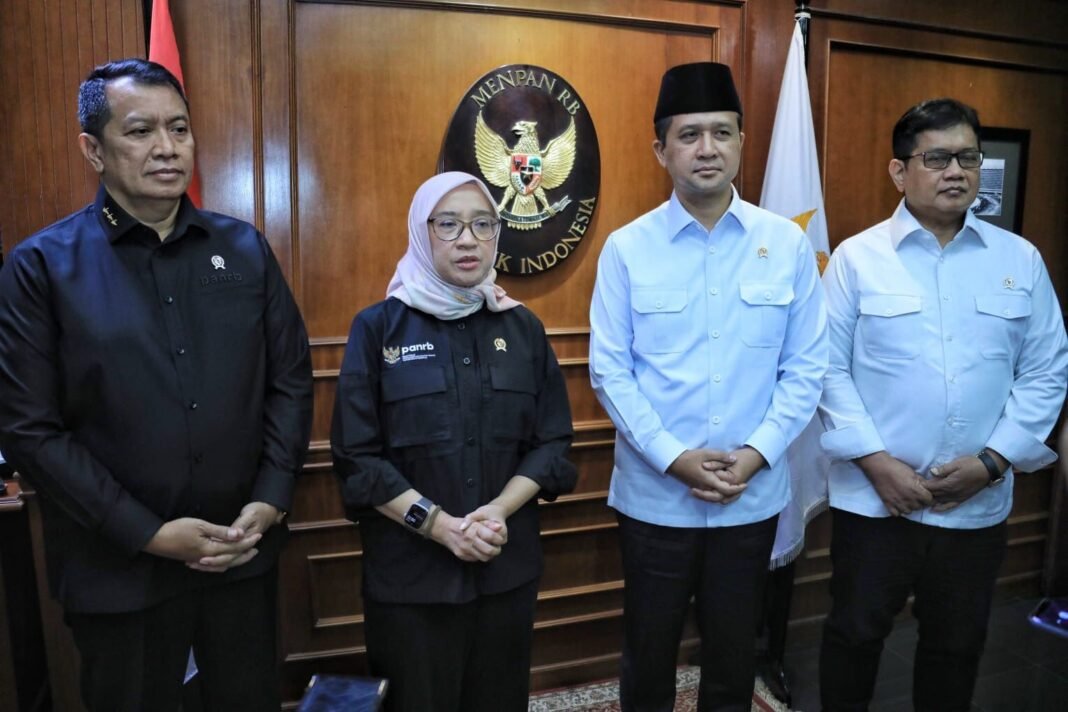 Kementerian PANRB bersama meneteri transmingrasi
