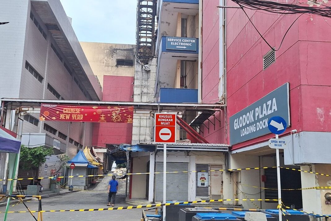 Glodok Plaza usai kebakaran