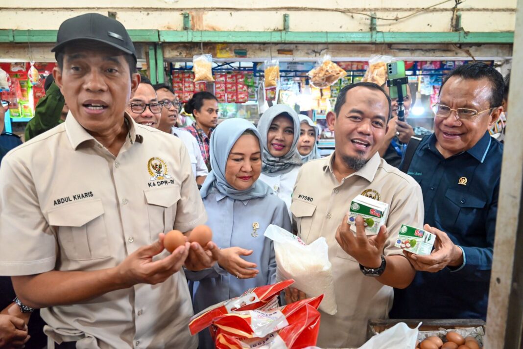 Abdul Kharis Almasyhari komisi IV