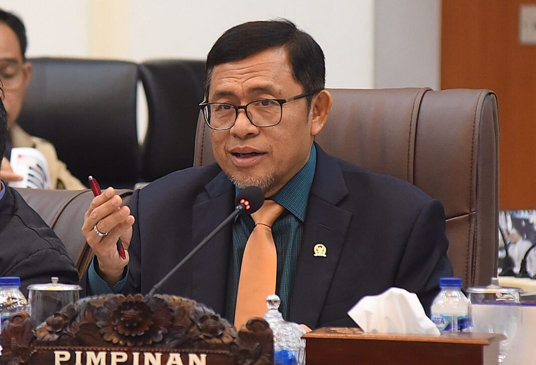 Ahmad Heryawan (2) komisi I DPR