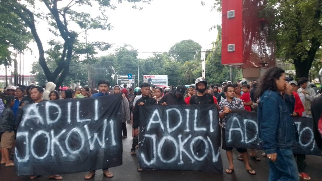 Gerakan Adili Jokowi