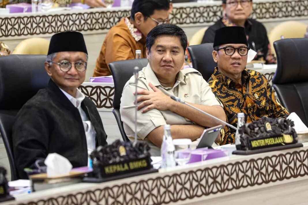 Menteri PU di DPR