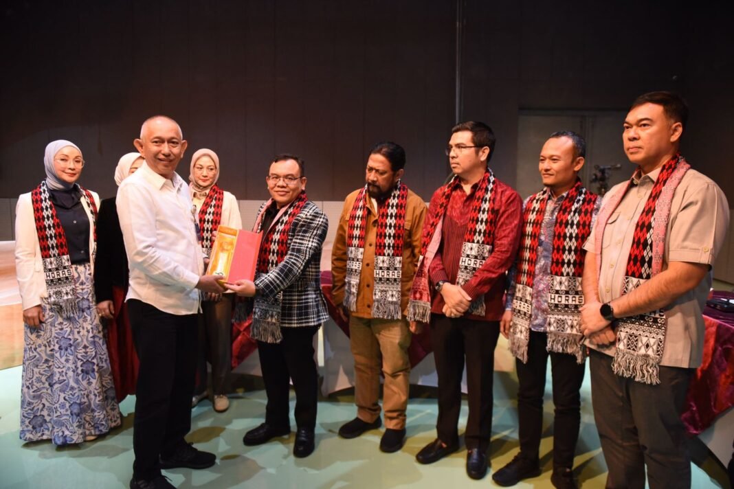 Saleh Partaonan Daulay komisi VII DPR