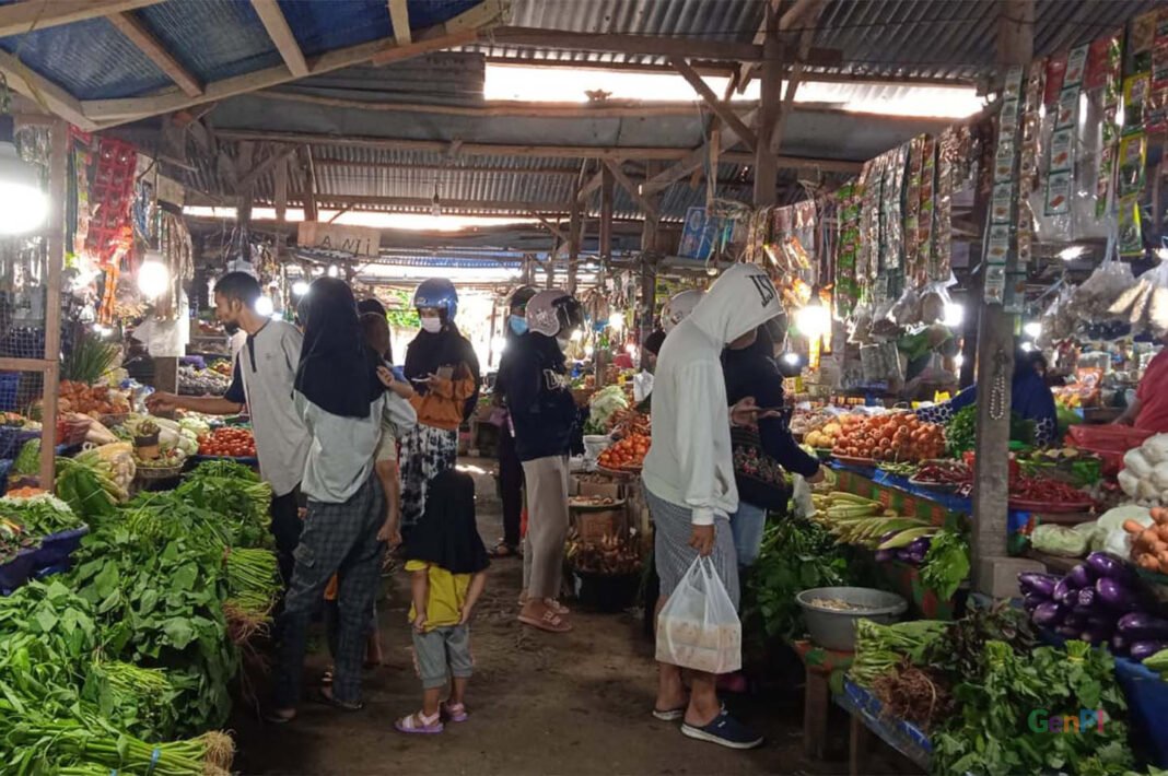 Suasana di Pasar Kendari