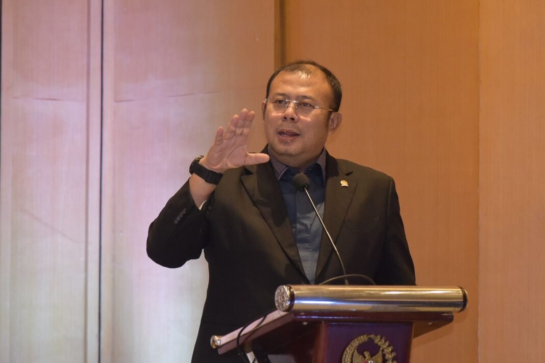 PKB sikapi danantara