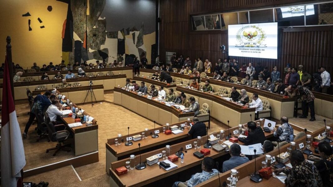 rapat komisi II DPR rapat komisi II DPR