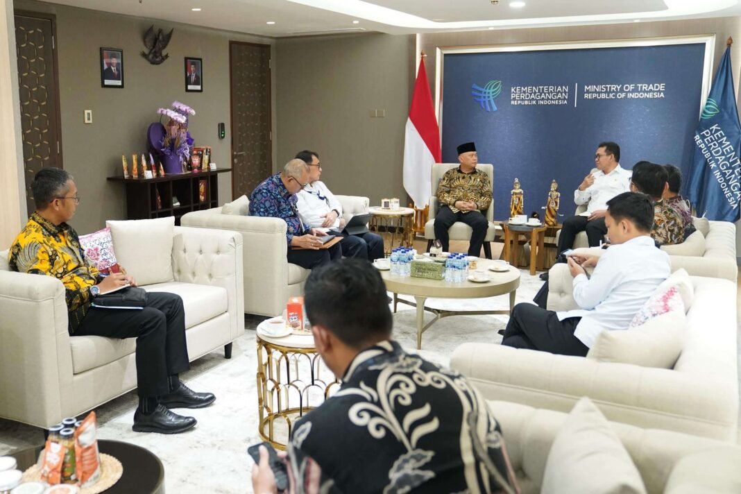 Mendag bersama Menhub