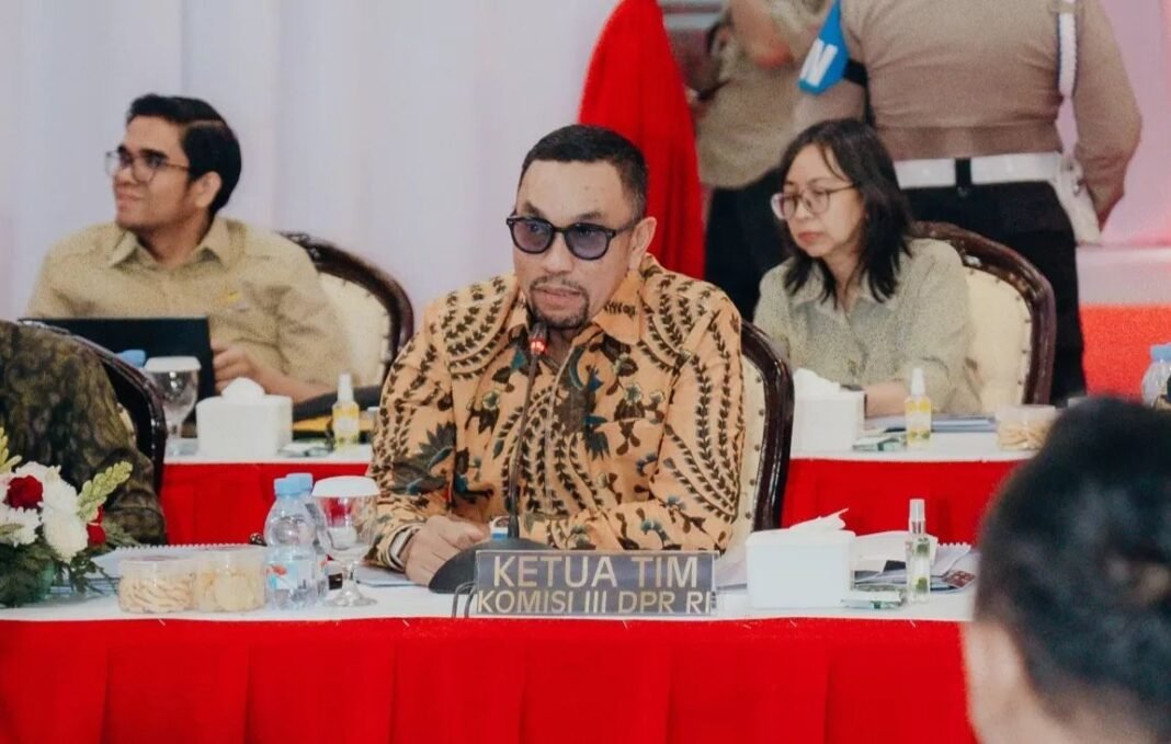 ahmad sahroni (2) ahmad sahroni komisi III DPR