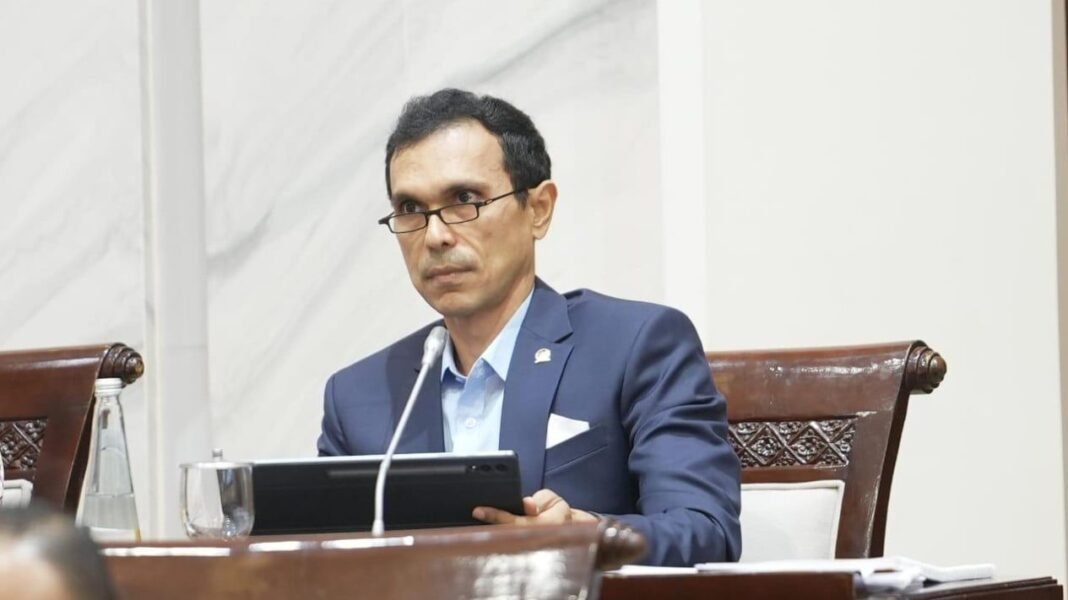 fathi kritisi pertumbuhan ekonomi