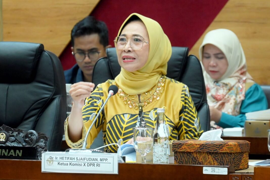 RUU sisdiknas wajib belajar jadi 13 tahun