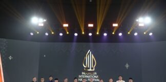 BPJPH Anugerahkan Penghargaan bagi LP3H dan P3H Terbaik di IIHF 2025 BPJPH RI