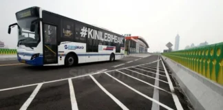 bus transjakarta koridor 14