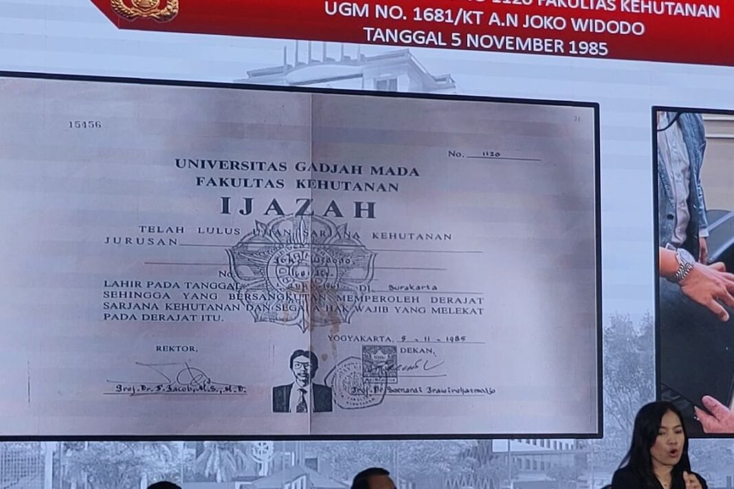 Bareskrim Polri konferensi pers soal ijazah Jokowi Bareskrim Polri konferensi pers soal ijazah Jokowi