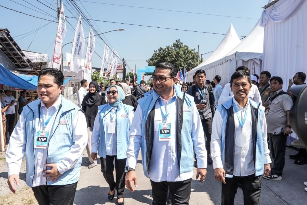 Teuku Riefky Harsya, Menteri Ekraf, menjelaskan peran Koperasi Desa Merah Putih dalam penguatan ekonomi kreatif.