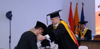 Menparekraf Teuku Riefky hadiri sidang doktor Menteri Transmigrasi di Unpad
