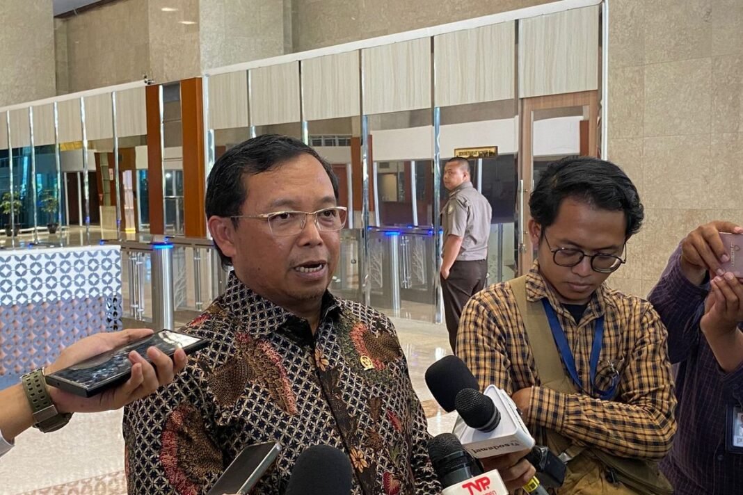 Anggap Tuduhan Terkait Ijazah Palsu Jokowi Selesai, Demokrat Pastikan Tak Akan Tempuh Jalur Hukum