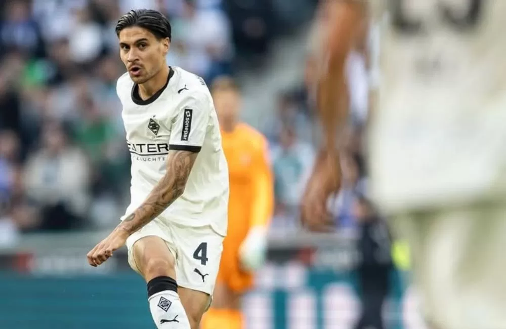 Kevin Diks Kevin Diks Catat Sejarah; Pemain Indonesia Pertama yang Tampil di Bundesliga!