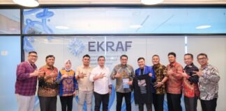 Menteri Ekraf Teuku Riefky Harsya audiensi dengan Bupati Bolmut Sirajudin Lasena di Jakarta