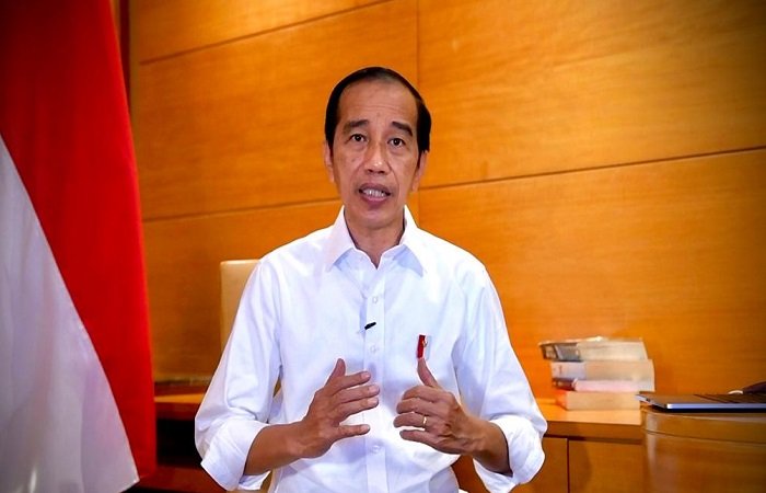 20220104_-_Presiden Waketum Projo Freddy Damanik menyebut Jokowi telah menunjukkan ijazah aslinya kepada pengurus Projo dan pihak UGM, menepis isu hilang atau terbakar yang dipersoalkan Roy Suryo Cs.