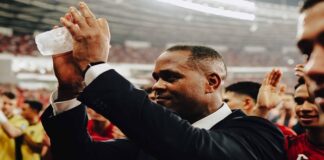 PSSI resmi memutus kontrak Patrick Kluivert lebih awal. Federasi harus membayar pesangon hingga puluhan miliar rupiah setelah pelatih asal Belanda gagal membawa Timnas Indonesia lolos ke Piala Dunia 2026.