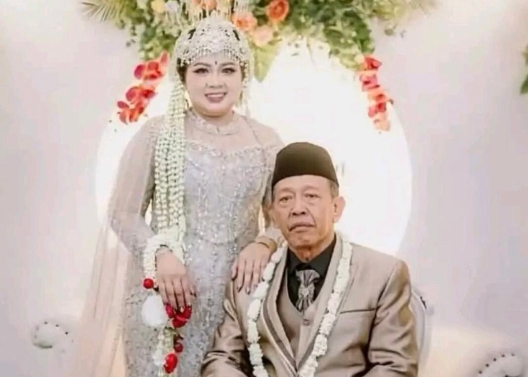 Tarman dan sang Istri yang menikah pada Rabu (08/10/2025).