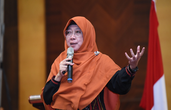 IMG_1567 Anggota DPR Anis Byarwati menilai keputusan pemerintah tak membebankan utang proyek KCJB pada APBN sudah tepat demi menjaga keuangan negara tetap sehat.