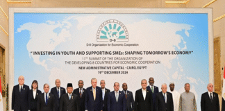 Satu tahun pemerintahan Presiden Prabowo Subianto menandai langkah besar Indonesia di kancah internasional. Indonesia bersiap memimpin D-8 mulai 2026, memperkuat diplomasi ekonomi dan transformasi bangsa.