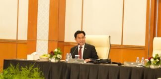 Menko Yusril Tegaskan Tak Ada Intervensi Pemerintah soal Kasus Delpedro