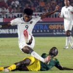 Jadwal Uji Coba Timnas Indonesia U-17 vs Afrika Selatan dan Panama, Persiapan Piala Dunia U-17 2025 Timnas Indonesia U-17 jalani tiga laga uji coba di Dubai jelang Piala Dunia U-17 2025. Laga pertama berakhir dengan kekalahan tipis 1-2 dari Paraguay, jadi bahan evaluasi bagi pelatih Nova Arianto.