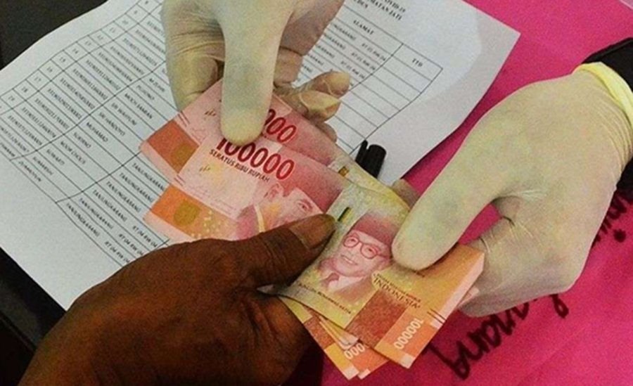 ilustrasi pencairan BLT Kesra Kapan Batas Waktu Pencairan BLT 900 Ribu? Ini Penjelasannya!