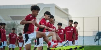 Skuad Timnas Indonesia U-17 tiba di Doha jelang Piala Dunia U-17 2025 dan disambut meriah oleh Duta Besar RI serta puluhan suporter Garuda di Qatar.
