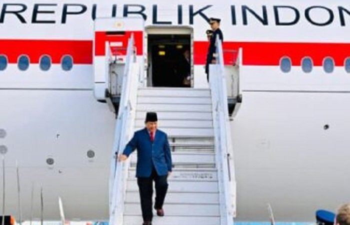 presidenri.go.id-29092025090540-68d9e974a5f6e4.72791879-768x646 Presiden Prabowo Subianto bertolak ke Malaysia untuk menghadiri KTT ke-47 ASEAN di Kuala Lumpur. Agenda membahas kerja sama ekonomi, energi bersih, Gaza, dan pengukuhan Timor Leste sebagai anggota penuh ASEAN sebelum melanjutkan ke APEC 2025 di Korea Selatan.